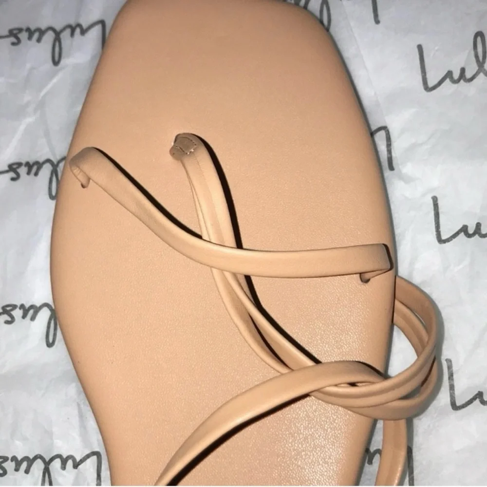 NIB Lulu’s Aisya Tan Lace-Up Flat Sandals 5.5